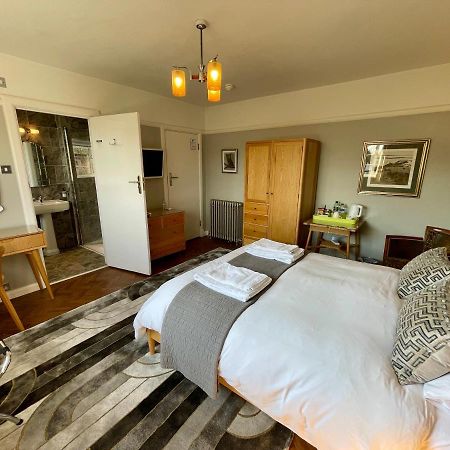 Milvil Bed & Breakfast Госпорт Екстериор снимка