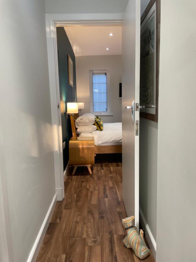 Milvil Bed & Breakfast Госпорт Екстериор снимка