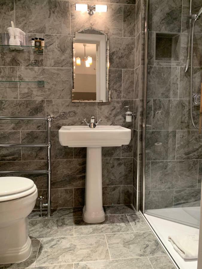 Milvil Bed & Breakfast Госпорт Екстериор снимка